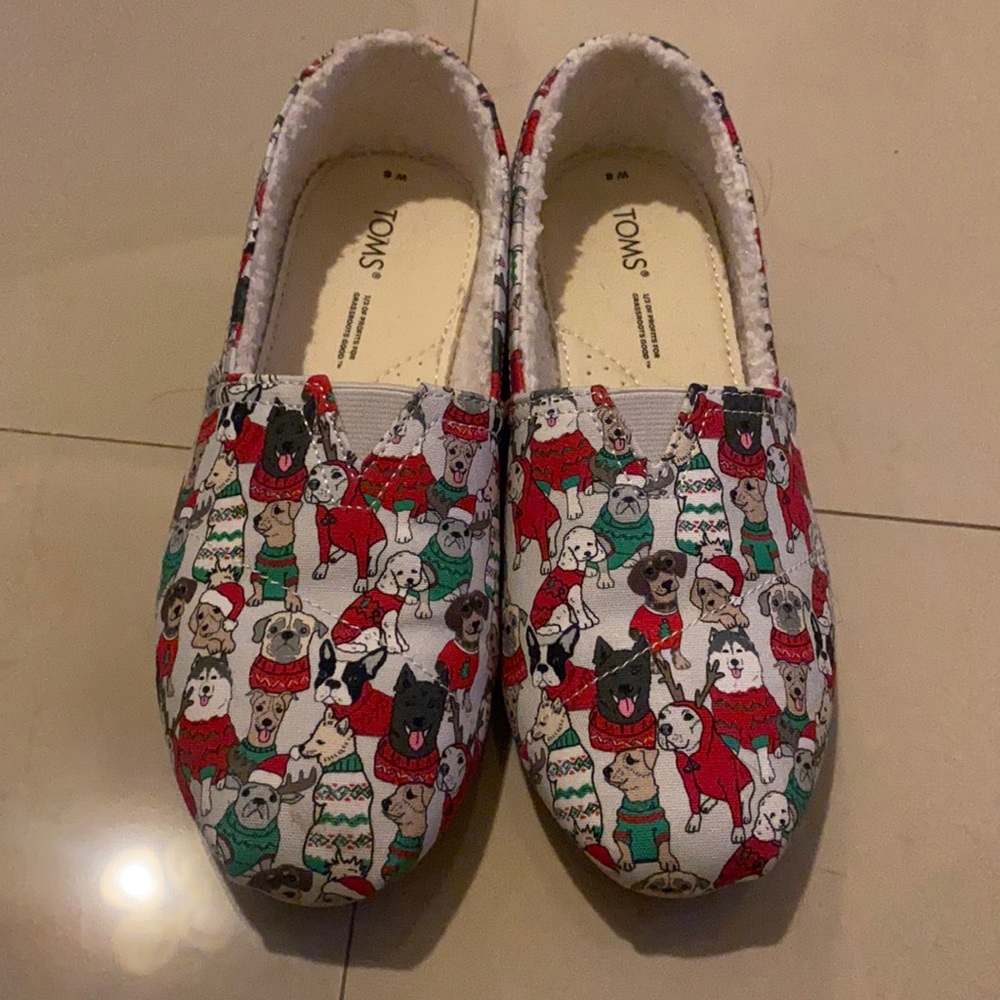 Toms